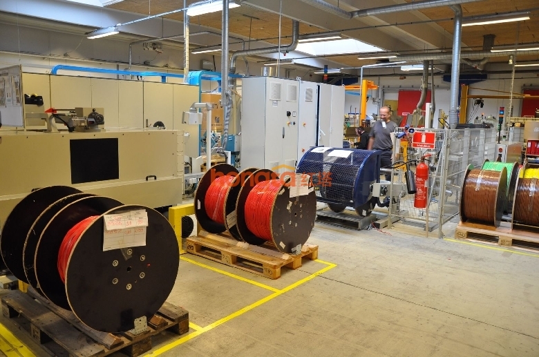 ����˹��ů���S